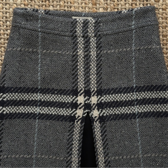 Burberry Gray Plaid Midi Skirt - Picture 2 of 16